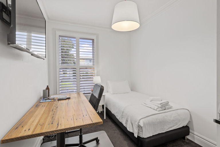 Bedroom 3, Work Sleep Live Melbourne, Melbourne
