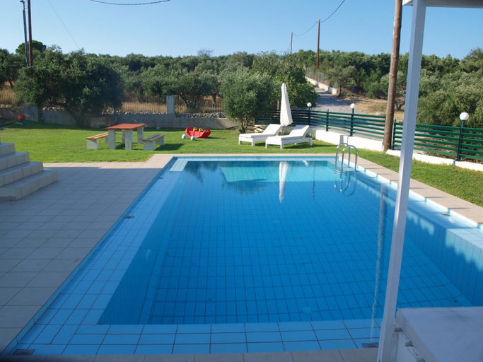 Sport & Beauty 5, Villa Roula 3BR Sea view Viila in Chania, Crete