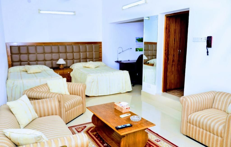 Bedroom 2, Hotel Le Chateau, Dhaka