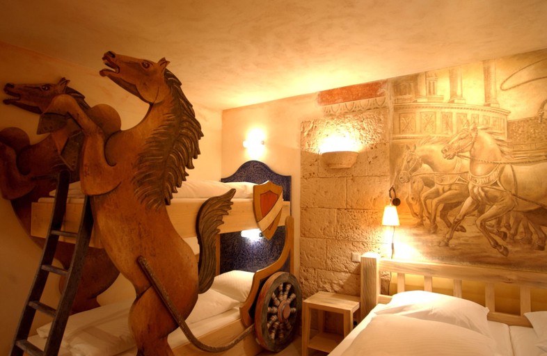 Bedroom 3, Europa-Park Erlebnis-Resort, Hotel Colosseo, Ortenaukreis