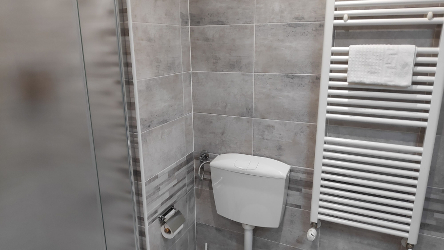 Bathroom 5, Bed & Breakfast Centrale, Bologna