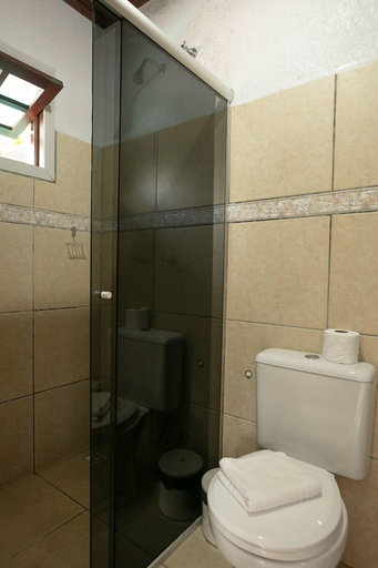 Bathroom 3, Kalani Pousada, Imbituba