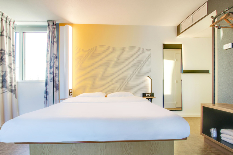 Bedroom 4, B&B HOTEL Reims Bezannes, Marne