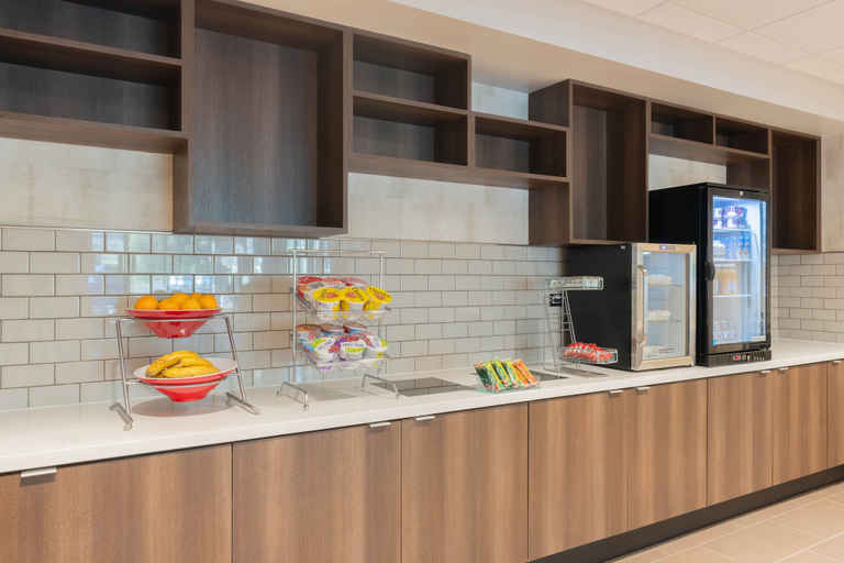 Food & Drinks 5, TownePlace Suites by Marriott Agoura Hills, Los Angeles