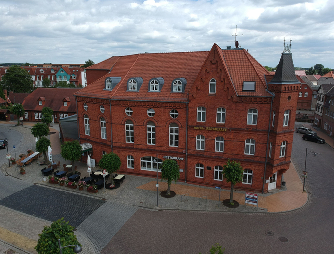 Exterior & Views 2, Hotel Zur Eldenburg, Ludwigslust-Parchim