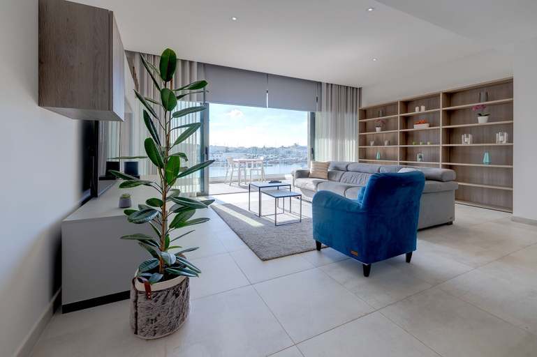 Others 4, Superlative Apartment With Valletta and Harbour Views
