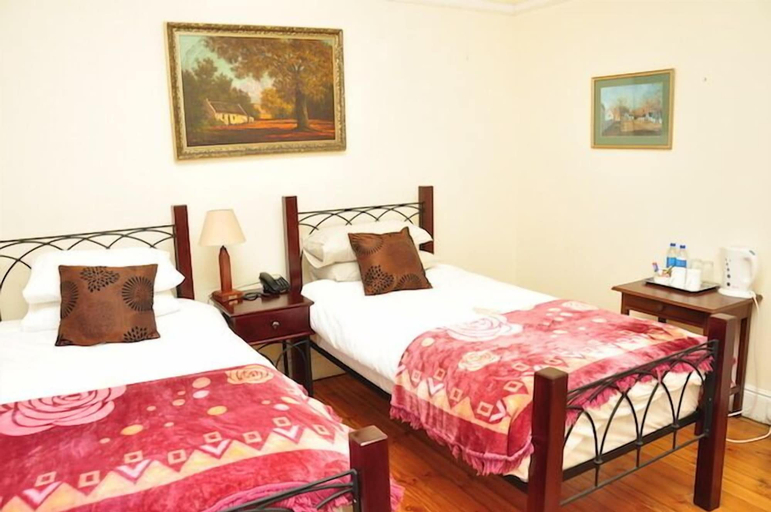 Bedroom 3, The Bulawayo Club, Bulawayo