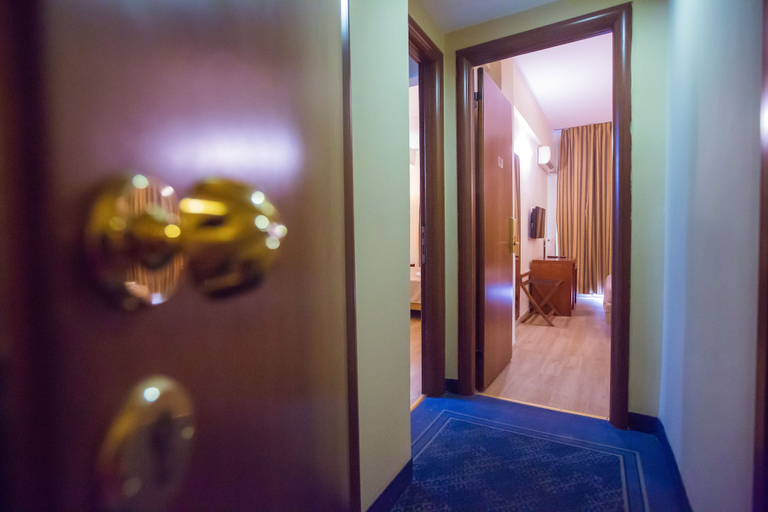 Bedroom 3, Marina Hotel Athens, Attica