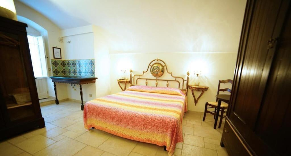 Bedroom 4, B&B Del Castelvecchio, Matera