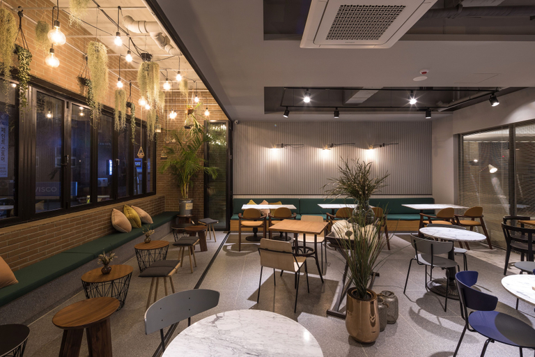 Food & Drinks 4, Bay Hound Hotel, Yeongdo