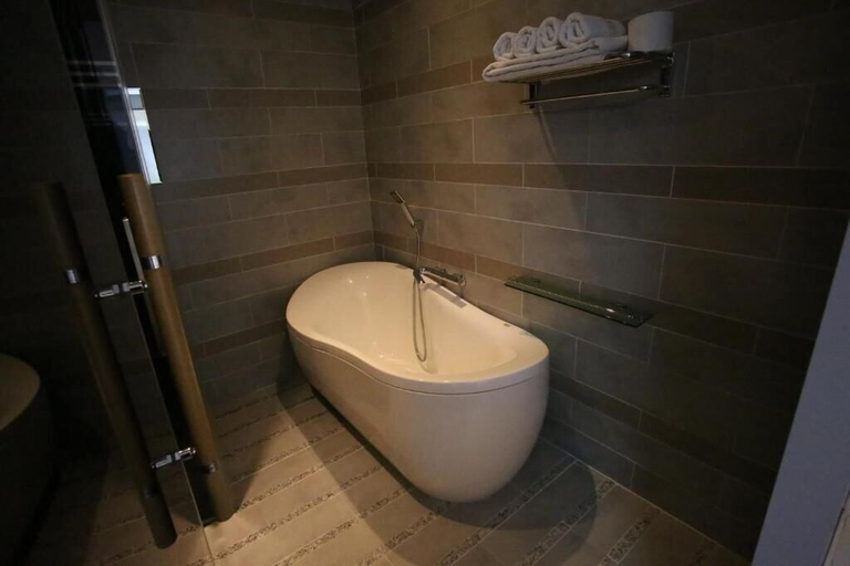 Bathroom 4, Opera 21 Hotel, Jeonju