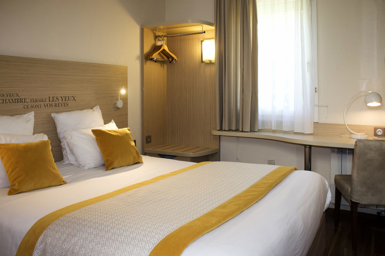 Bedroom 4, Hotel Kyriad Lyon Est - Bron Eurexpo Le Cottage, Rhône