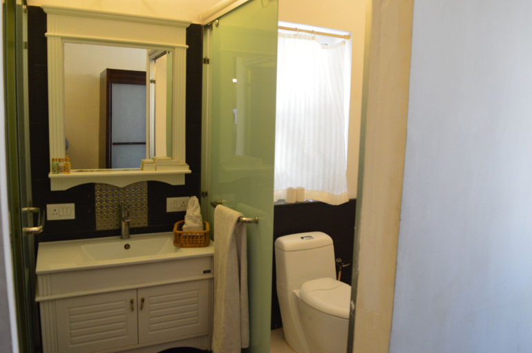 Bathroom, Park Exotica Resort, Udaipur