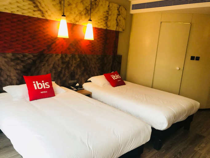 Bedroom 2, ibis Chengdu East Railway Station Hotel, Chengdu