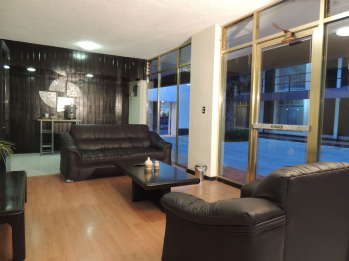 Others 5, Hotel Lizbeth, Tula de Allende