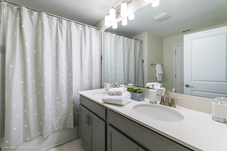 Bathroom 3, Cool & Modern 4 Ved Storey Lake Pool Home 4911wind, Osceola