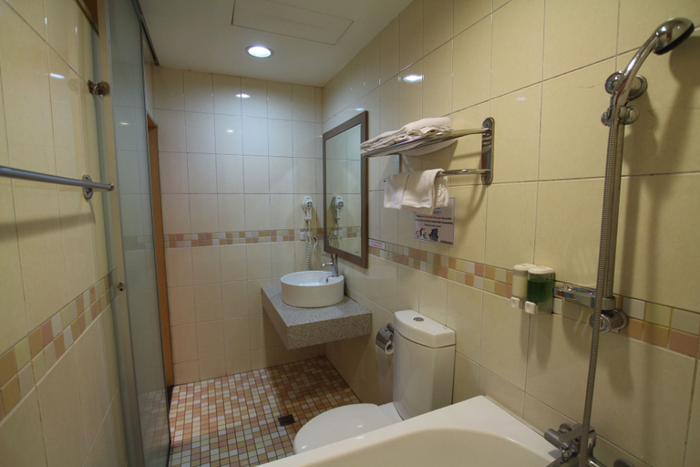 Bathroom 2, Tanxiang Hostel Sun Moon Lake, Nantou