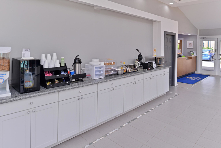 Food & Drinks, Americas Best Value Inn Angleton, Brazoria