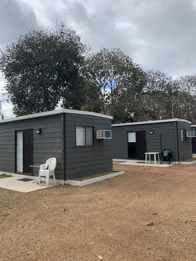 Exterior & Views 2, Yarrawonga Holiday Park, Moira - East