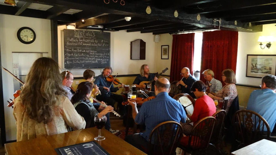Food & Drinks 4, The Harp Inn, Powys