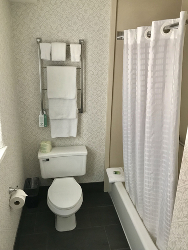 Bathroom, Inn Off Capitol Park, an Ascend Collection Hotel, Sacramento
