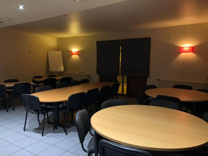 Food & Drinks 5, Park Hotel Airport, Hainaut