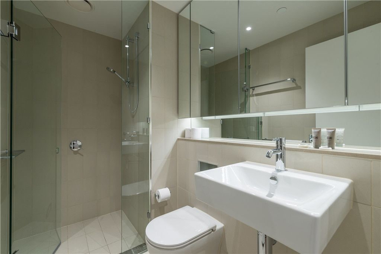Bathroom, APC on Collins, Melbourne