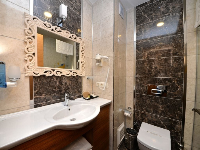 Bathroom 5, Sertac Hotel, Merkez