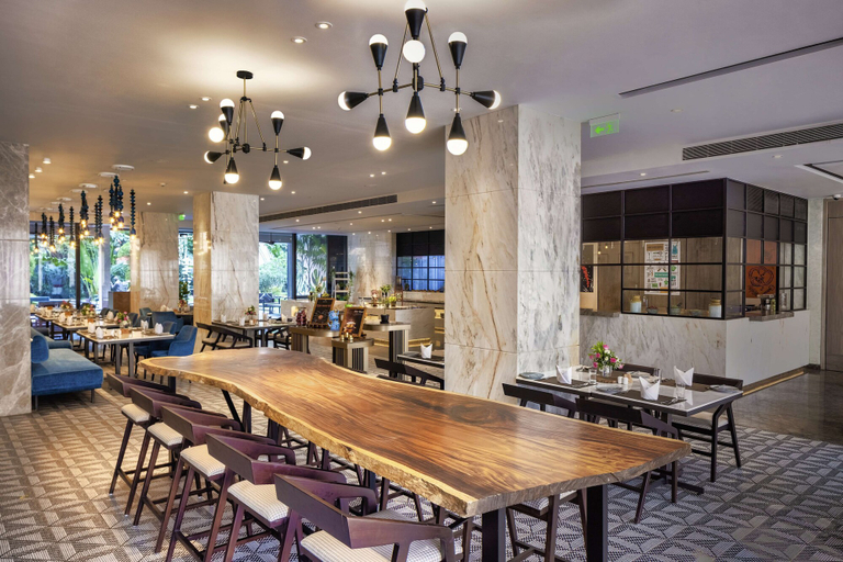 Food & Drinks 5, Radisson Blu Mumbai International Airport, Mumbai Suburban