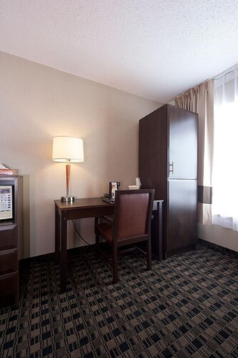 Bedroom 3, Comfort Inn Midland, Simcoe