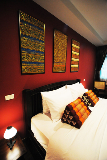Bedroom 3, Focal Local Bed and Breakfast, Khlong San