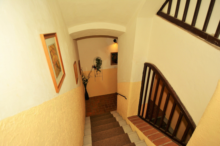 Others 5, Mila Apartments, Praha 7