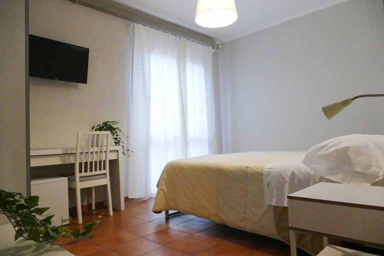 Bedroom 3, Gialel Pisa, Pisa