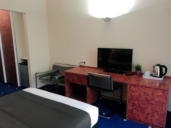 Bedroom 3, Park Hotel Airport, Hainaut