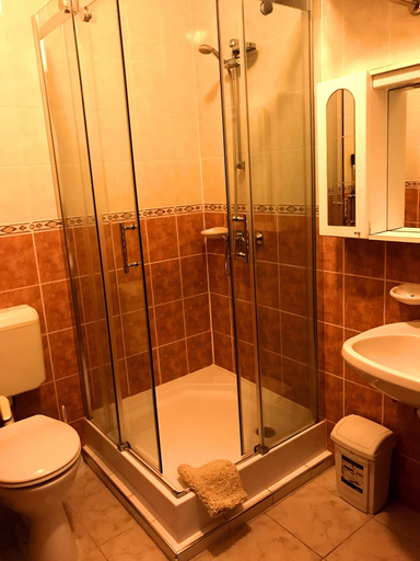 Bathroom 3, Princess Luxus Apartman, Siófok