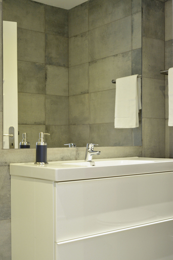 Bathroom 4, Spot Apartments Ceuta, Porto