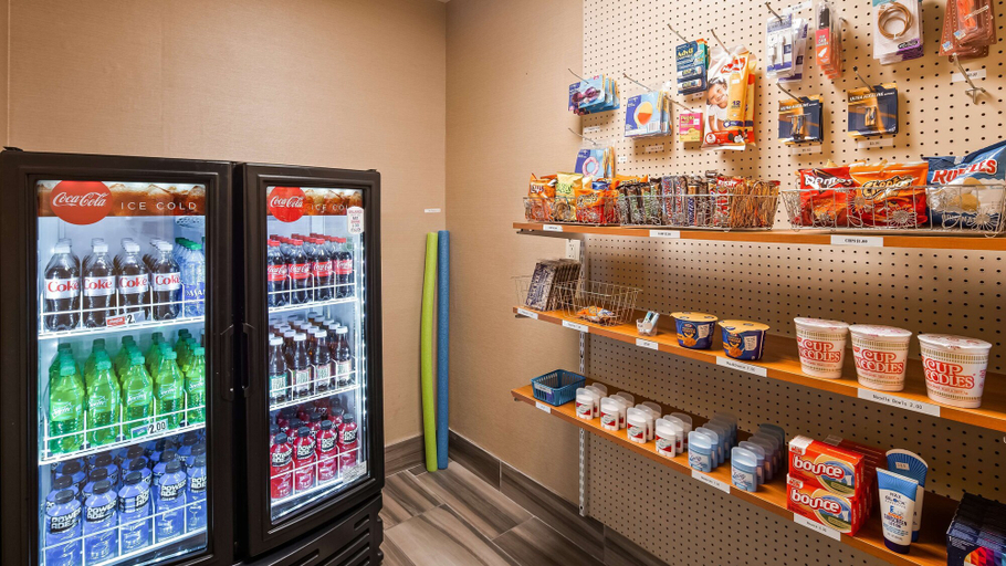 Food & Drinks 5, Best Western Plus Peoria, Tazewell