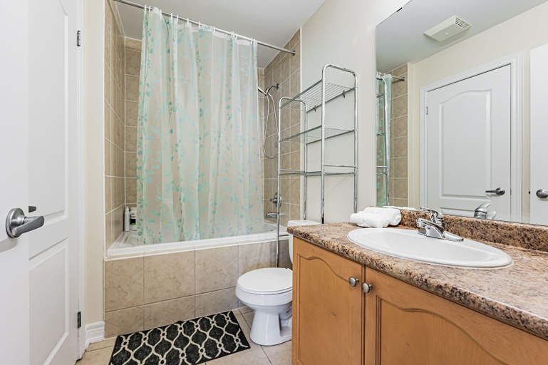 Bathroom 4, Lady Valentina Boutique Home, York