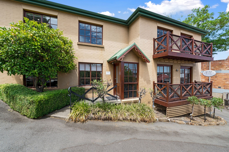Exterior & Views 2, Hideaway on George, Launceston - Pt B