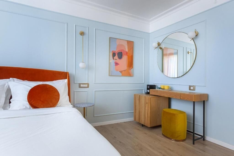 Bedroom 4, De Cardo, Jerusalem