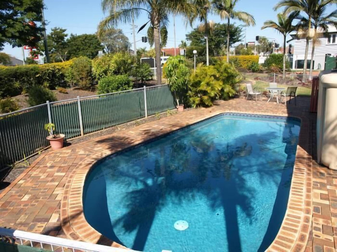 Sport & Beauty 4, Lancaster Court Motel, Annerley