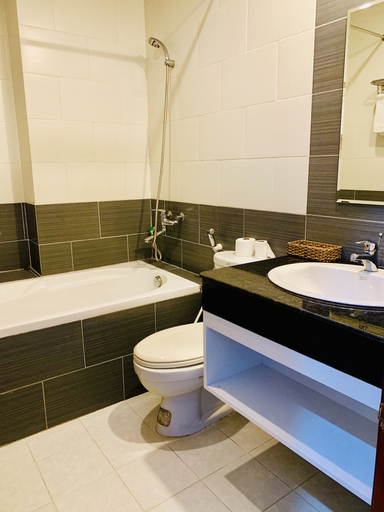 Bathroom 5, Sunny Beach Hotel & Apartment, Da Nang
