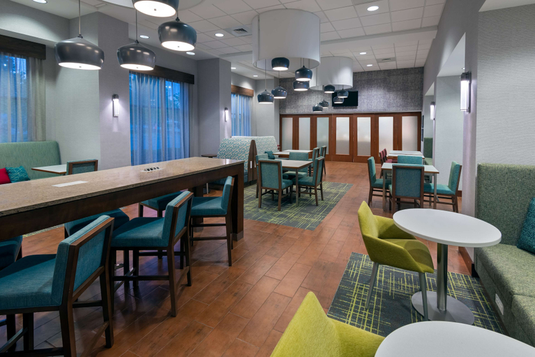 Food & Drinks 4, Hampton Inn & Suites Winston-Salem/University Area, NC, Forsyth