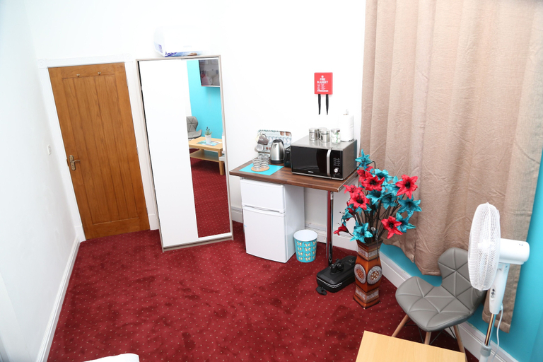 Others 4, Birmingham Central Station Apartment, Birmingham