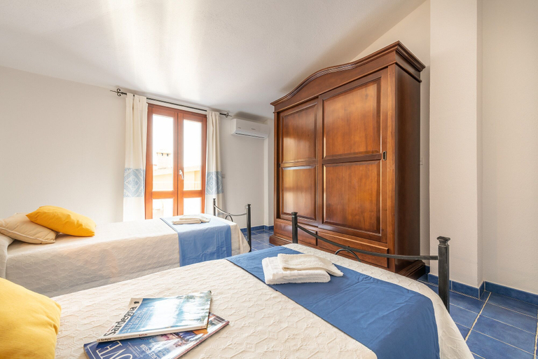 Bedroom 3, AffittaSardegna - Attico Mare, Nuoro