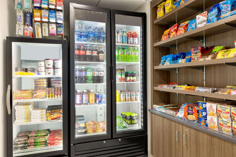 Food & Drinks 5, Baymont by Wyndham Owatonna, Steele
