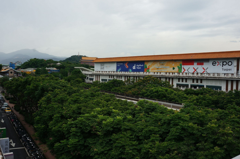 Exterior & Views 2, Corner Hostel & Cafe, Taipei City