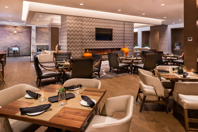 Food & Drinks 5, Marriott Melville Long Island, Suffolk