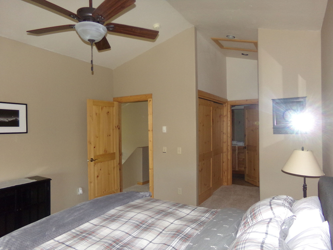 Bedroom 2, Anemone Townhome 3 Bed 3 Bath, Summit
