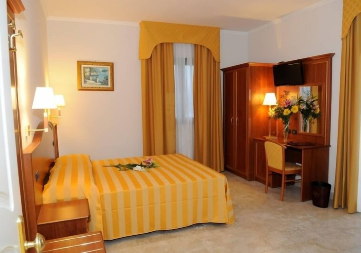Bedroom 3, Fashion Hotel, Roma